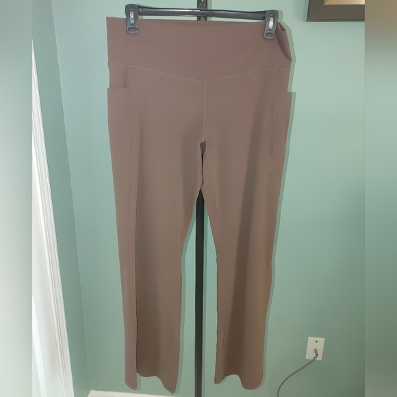 Makers Mark Brown Women's Flare Pants Size XXL - Picture 2 of 4